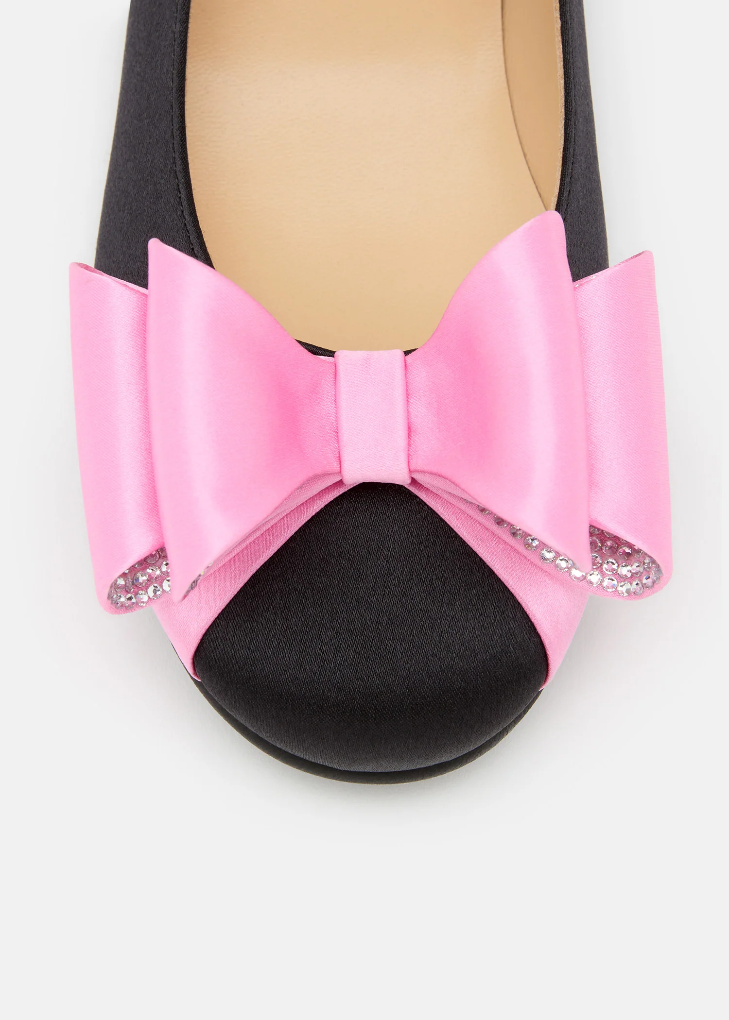 Le Cadeau Black and Pink Satin Mini Ballerina - Image 5